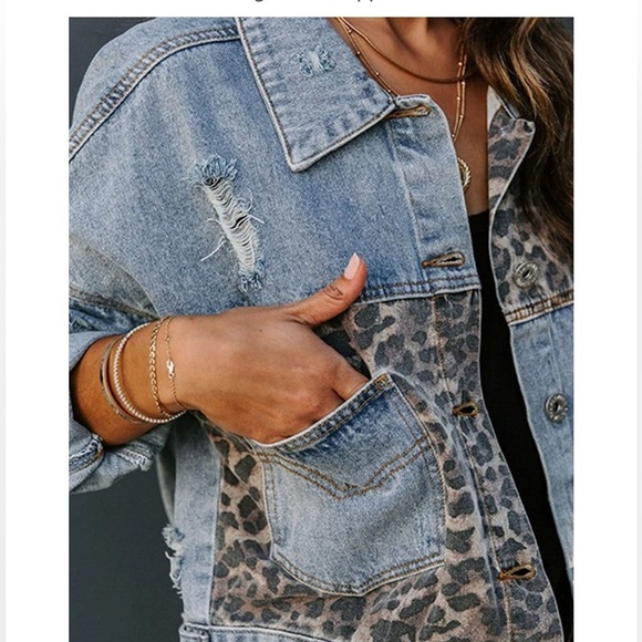 Unique Distressed Leopard Design Denim Jacket,  Size Large - Picture 2 of 5